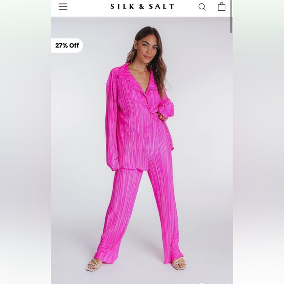 WHITE Silk and Salt Plisse Set - Picture 3 of 5